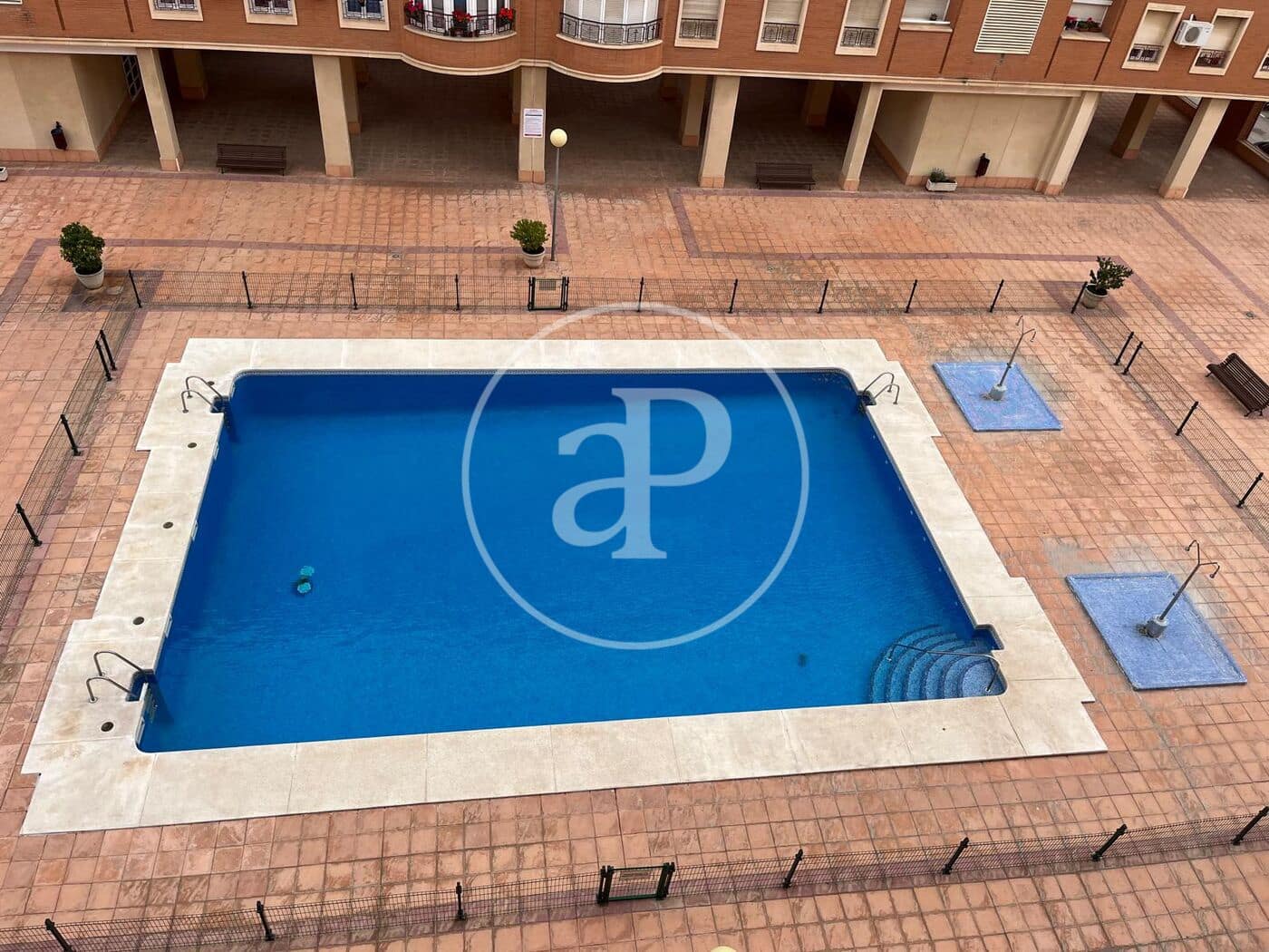 3 soveværelse Lejlighed til salg i Alicante by med swimmingpool - € 240.000 (Ref: 8874709)