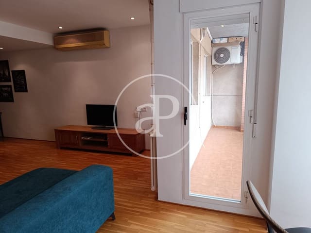 3 soveværelse Lejlighed til leje i Ciutat de les Arts i de les Ciencies, Valencia by med swimmingpool - € 2.350 (Ref: 8880126)