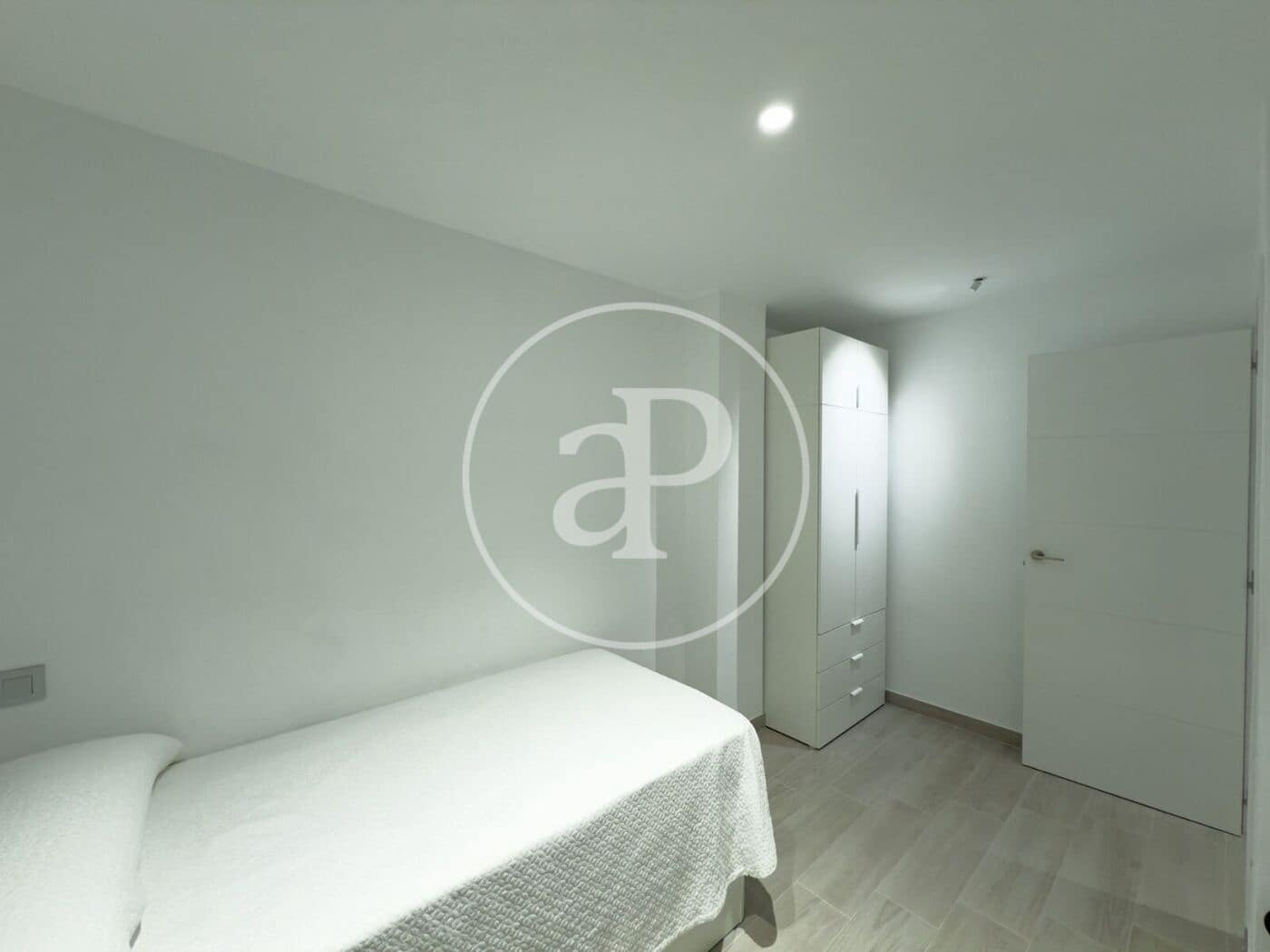 3 sypialnia Apartament do wynajęcia w Miasto Walencja - 1 700 € (Ref: 8880128)