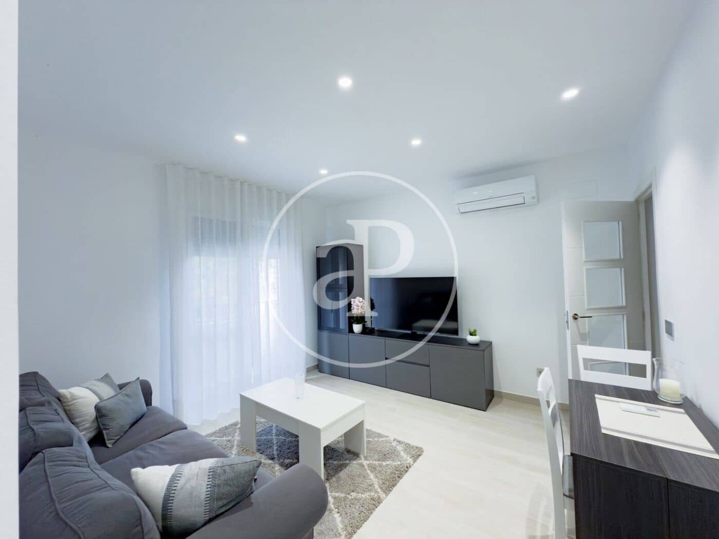 3 sypialnia Apartament do wynajęcia w Miasto Walencja - 1 700 € (Ref: 8880128)