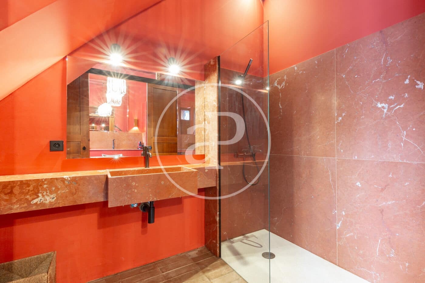 2 bedroom Villa for sale in Valencia city - € 630,000 (Ref: 8880129)