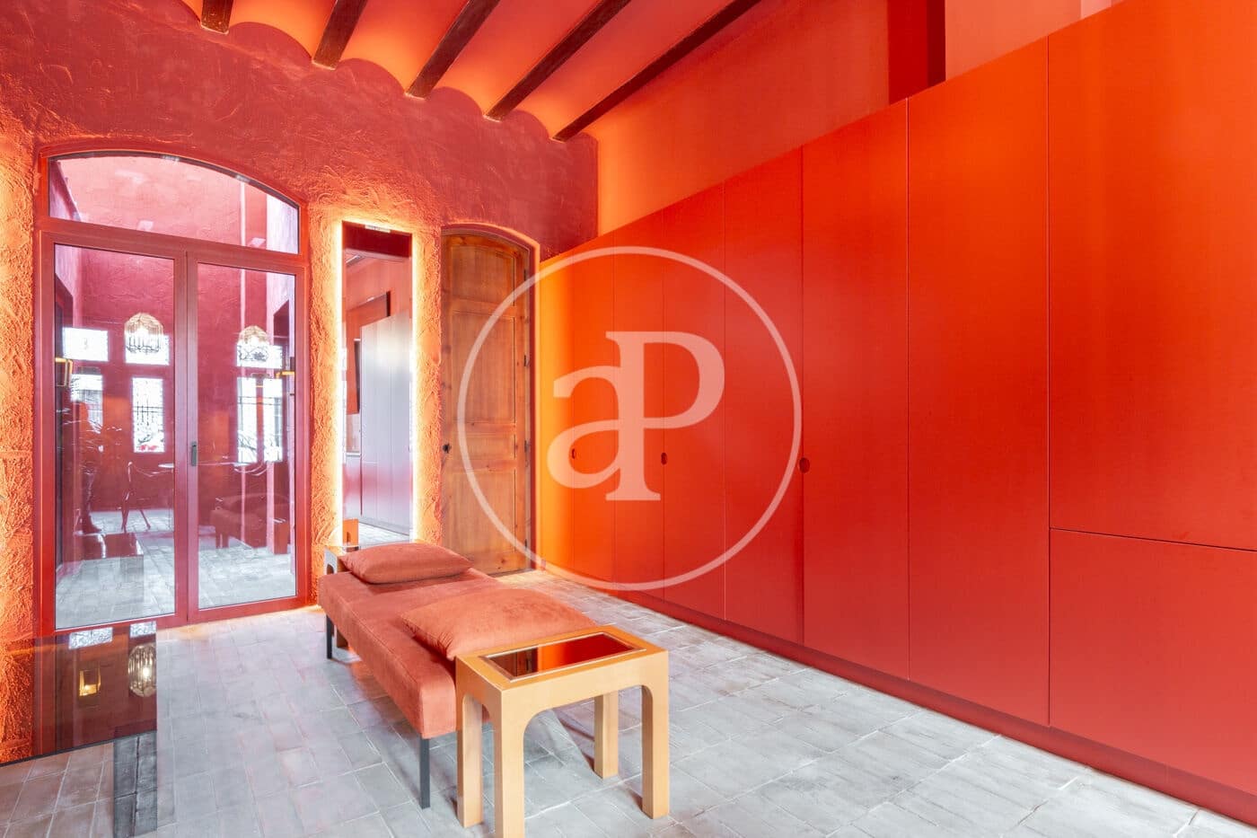 2 bedroom Villa for sale in Valencia city - € 630,000 (Ref: 8880129)