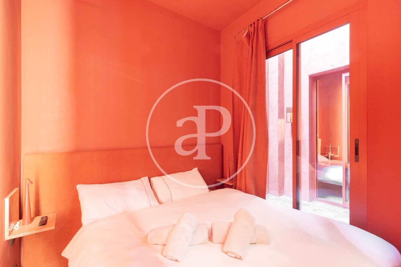 2 bedroom Villa for sale in Valencia city - € 630,000 (Ref: 8880129)