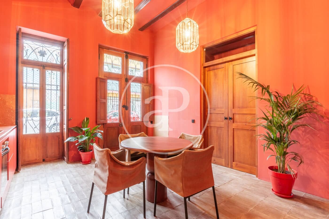 2 bedroom Villa for sale in Valencia city - € 630,000 (Ref: 8880129)