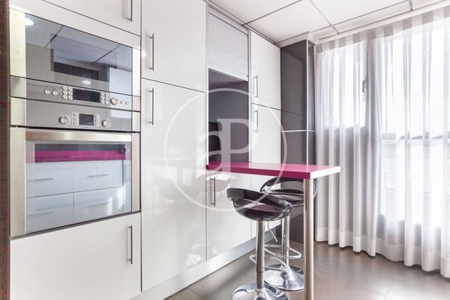 Appartement de 3 chambres à louer à Paiporta - 1 000 € (Ref: 8886255)
