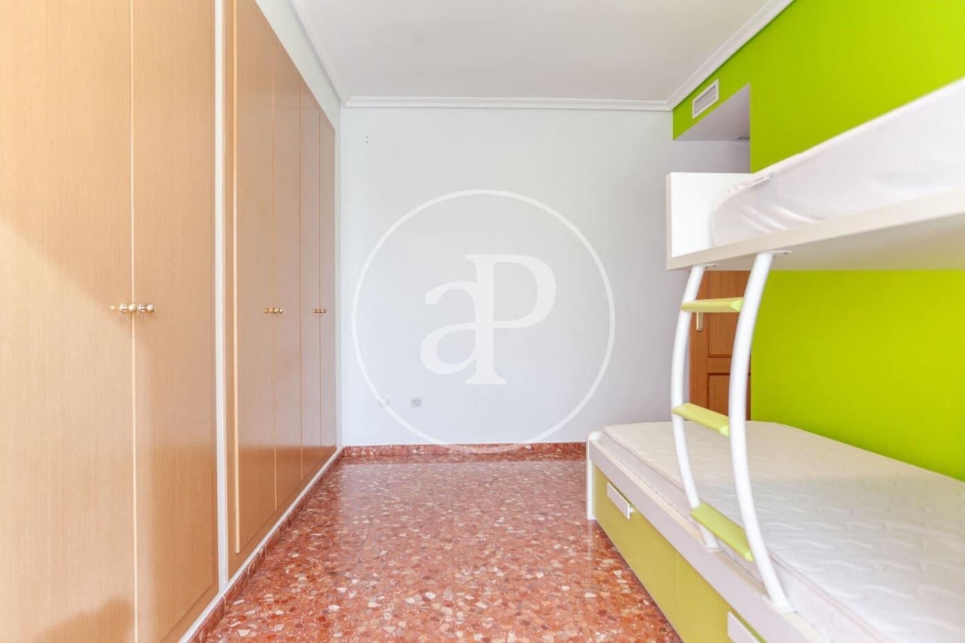 3 soveværelse Lejlighed til leje i Paiporta - € 1.000 (Ref: 8886255)