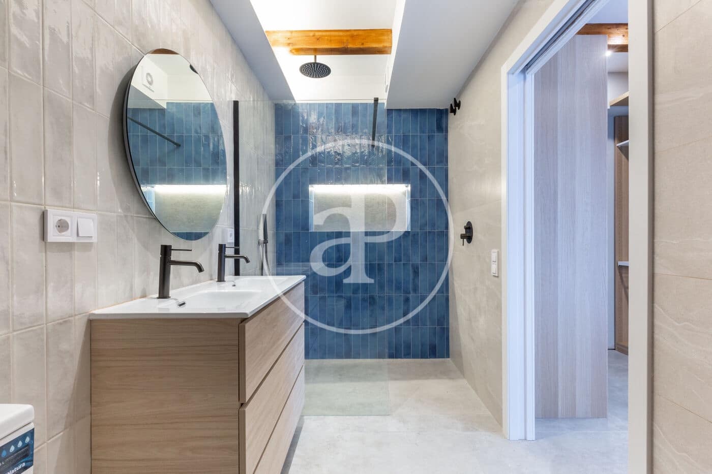 Apartamento de 3 habitaciones en València ciudad en venta con piscina - 750.000 € (Ref: 8893360)