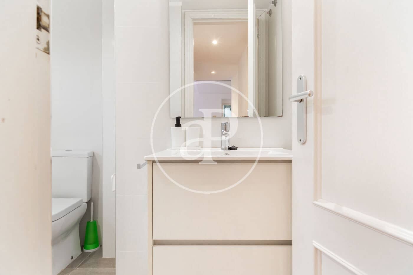 Ático de 3 habitaciones en València ciudad en alquiler - 1.750 € (Ref: 8893367)