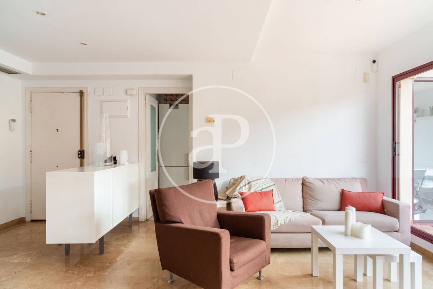 Ático de 3 habitaciones en València ciudad en alquiler - 1.750 € (Ref: 8893367)