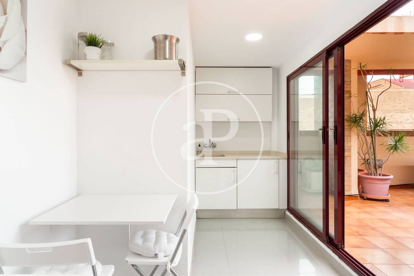 Ático de 3 habitaciones en València ciudad en alquiler - 1.750 € (Ref: 8893367)