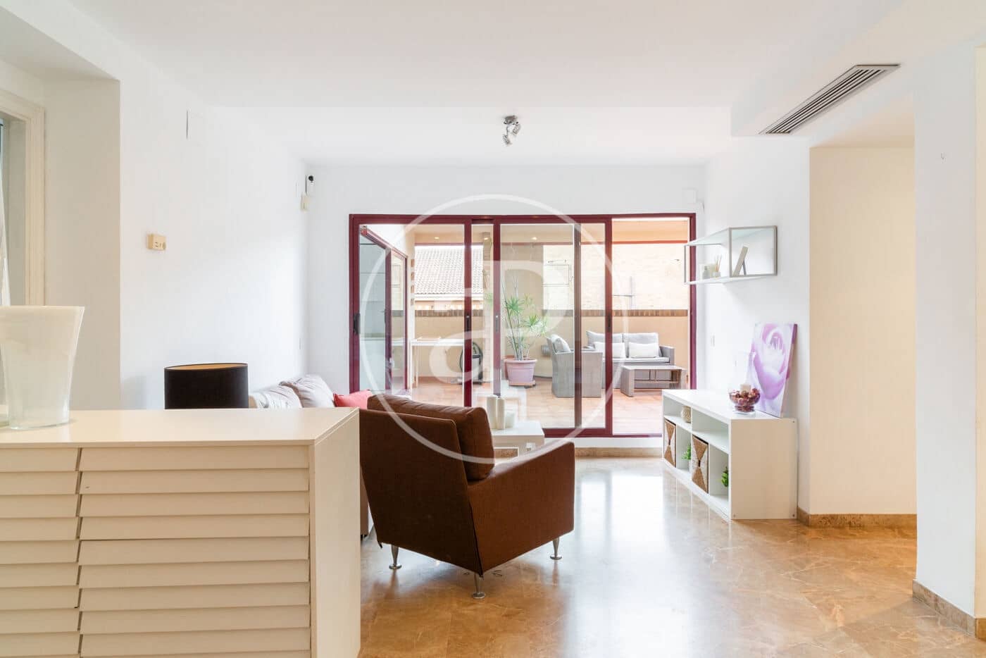 Ático de 3 habitaciones en València ciudad en alquiler - 1.750 € (Ref: 8893367)