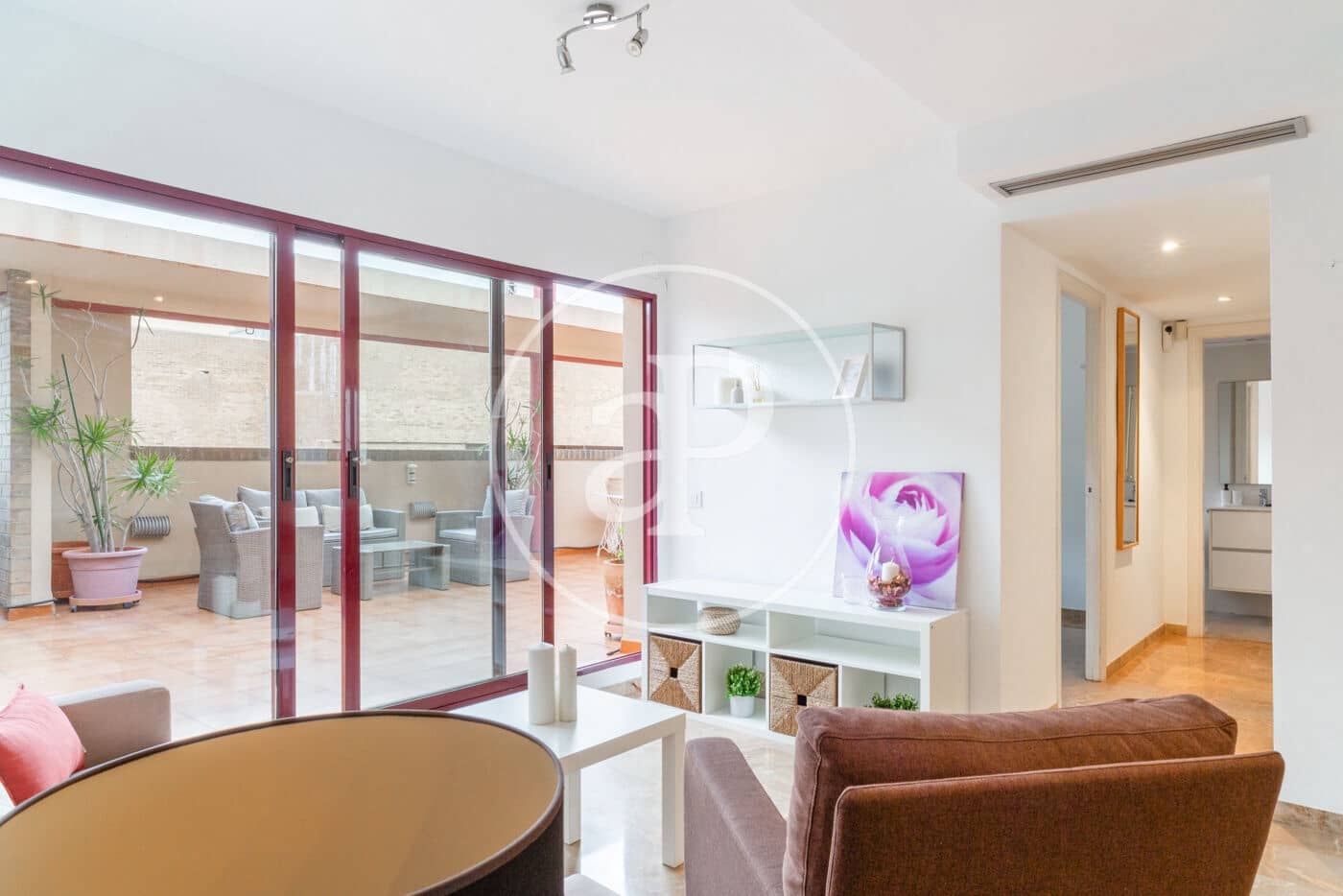 Ático de 3 habitaciones en València ciudad en alquiler - 1.750 € (Ref: 8893367)