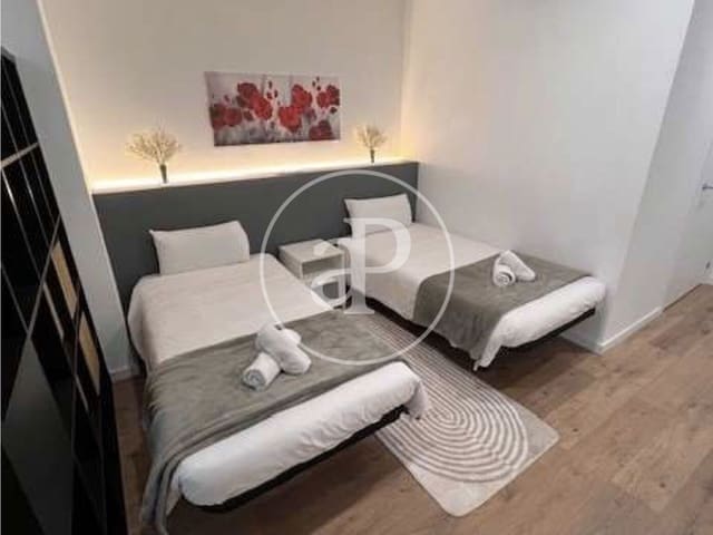 1 soverom Villa til salgs i Mont-Olivet, Valencia by - € 230 000 (Ref: 8894901)