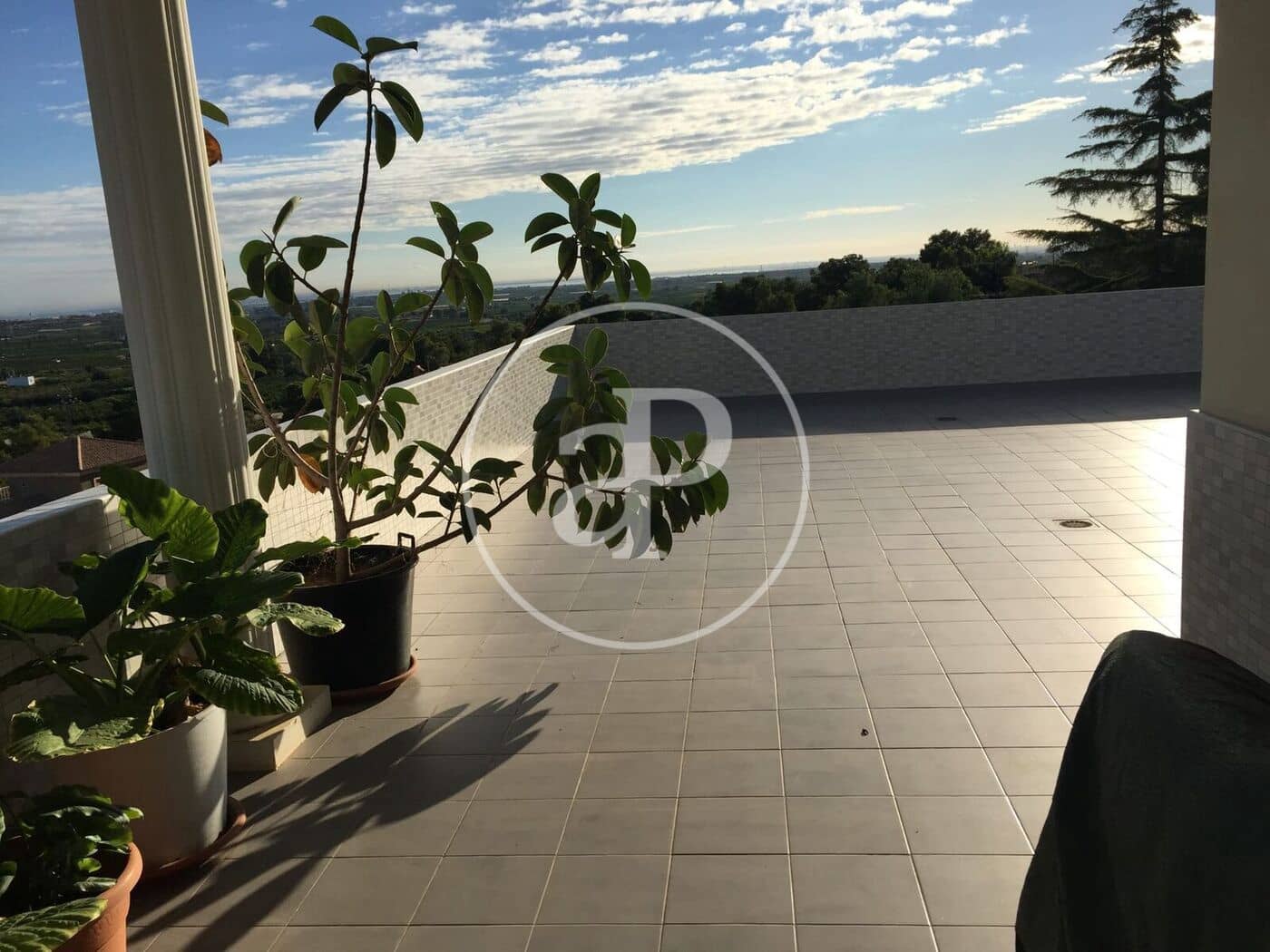 4 bedroom Villa for sale in Picassent with pool - € 750,000 (Ref: 8894910)