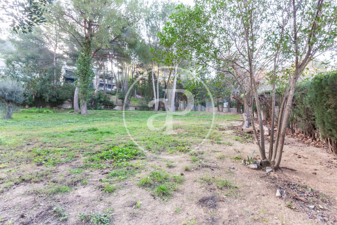 Grunde uden byggetilladelser til salg i Chiva - € 200.000 (Ref: 8900429)