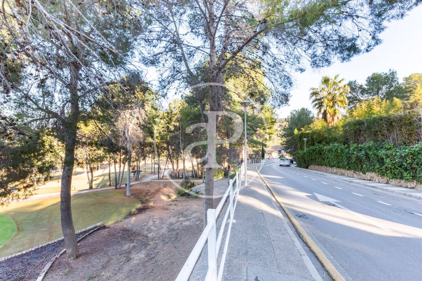 Grunde uden byggetilladelser til salg i Chiva - € 200.000 (Ref: 8900429)