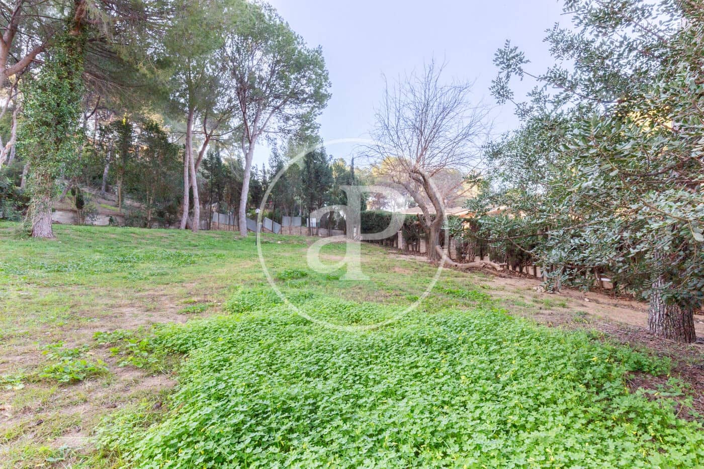 Grunde uden byggetilladelser til salg i Chiva - € 200.000 (Ref: 8900429)