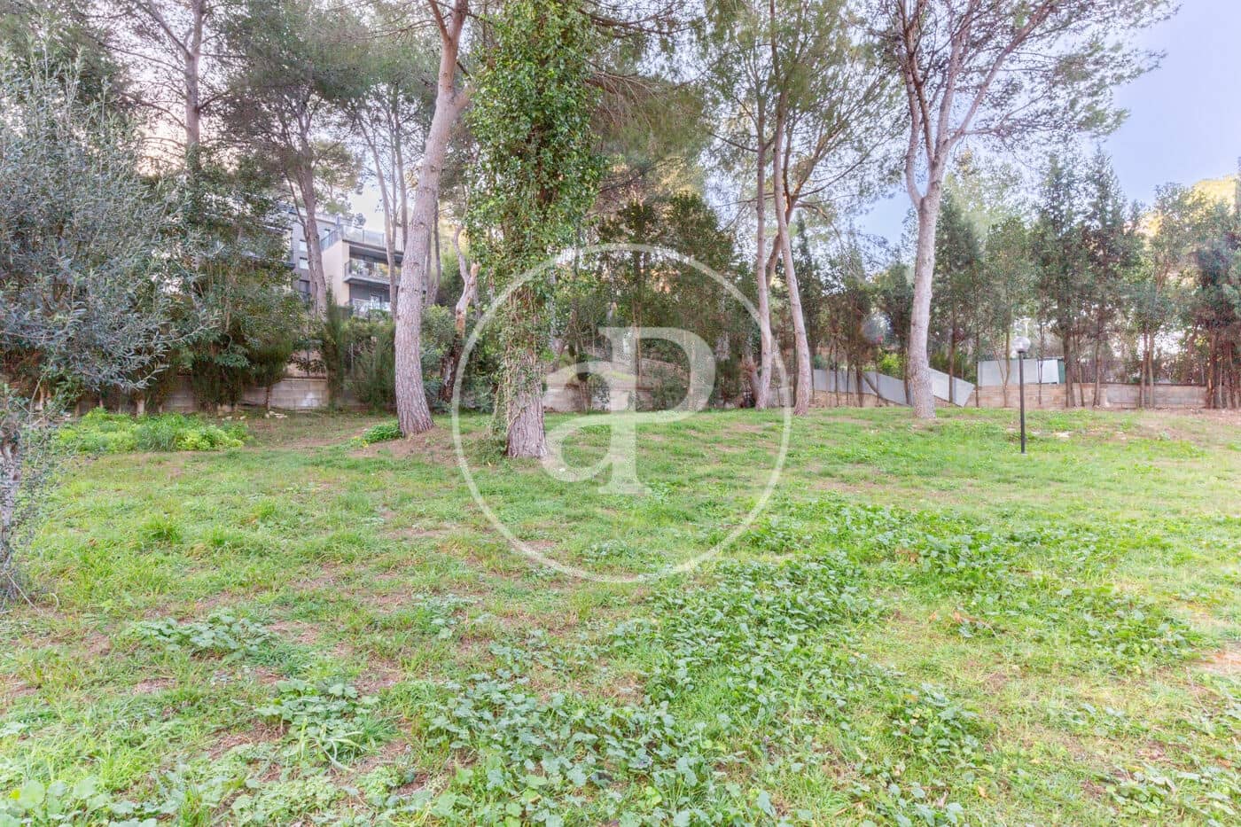 Grunde uden byggetilladelser til salg i Chiva - € 200.000 (Ref: 8900429)