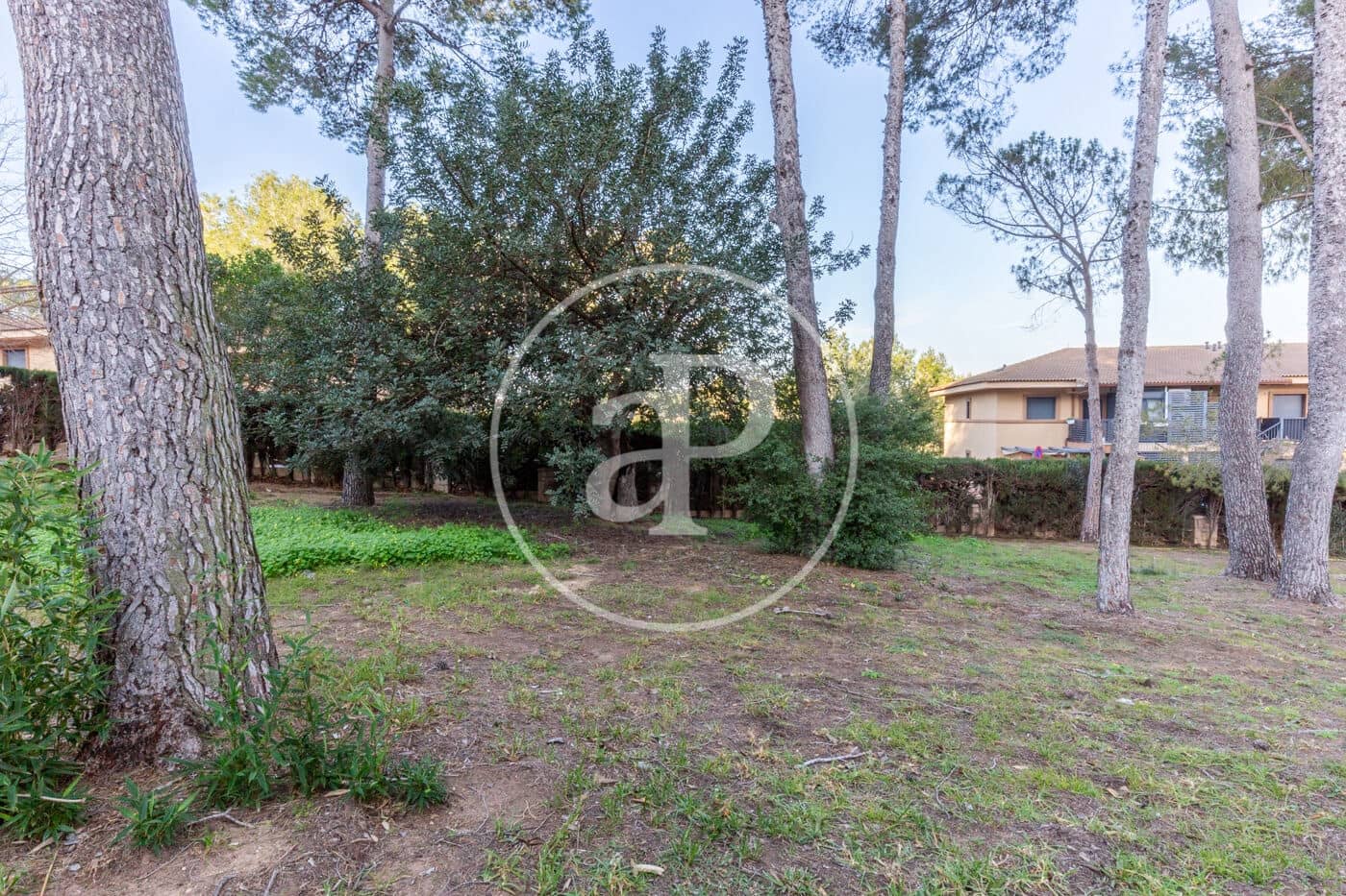 Grunde uden byggetilladelser til salg i Chiva - € 200.000 (Ref: 8900429)