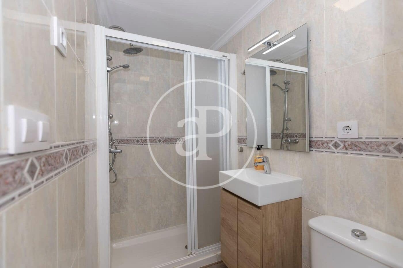 3 soveværelse Lejlighed til leje i Aldaia - € 1.600 (Ref: 8900430)