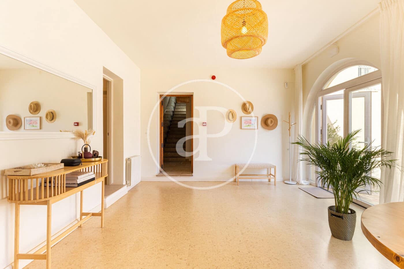 16 soveværelse Finca/Landehus til salg i Naquera med swimmingpool - € 3.650.000 (Ref: 8902361)