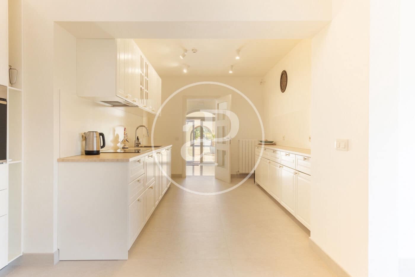 16 soveværelse Finca/Landehus til salg i Naquera med swimmingpool - € 3.650.000 (Ref: 8902361)