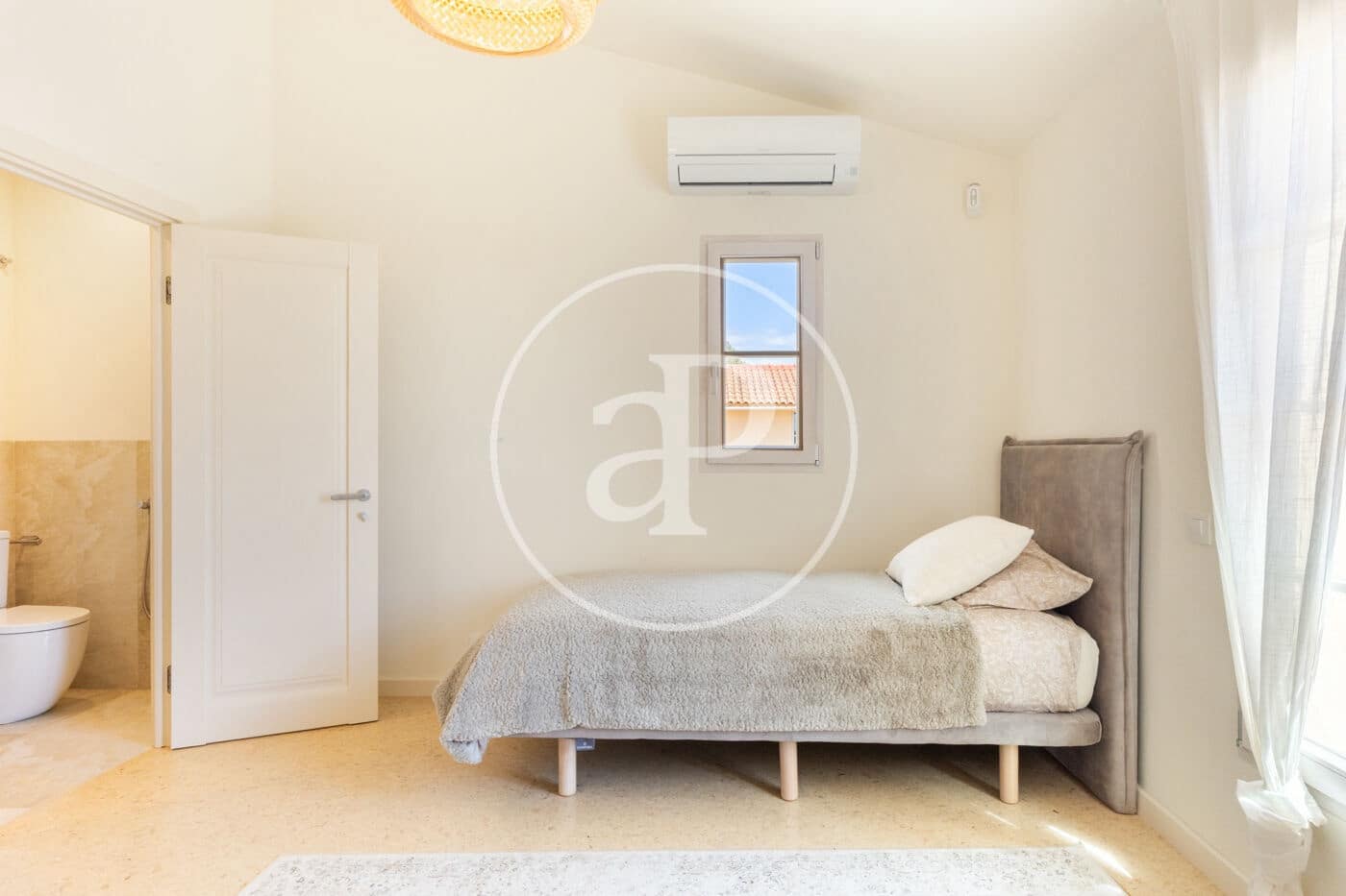 16 soveværelse Finca/Landehus til salg i Naquera med swimmingpool - € 3.650.000 (Ref: 8902361)