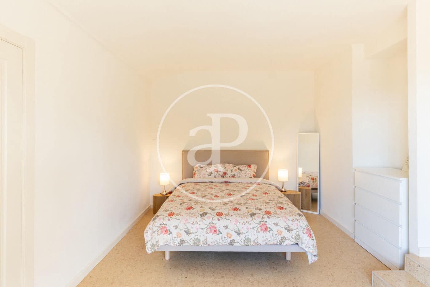 16 soveværelse Finca/Landehus til salg i Naquera med swimmingpool - € 3.650.000 (Ref: 8902361)