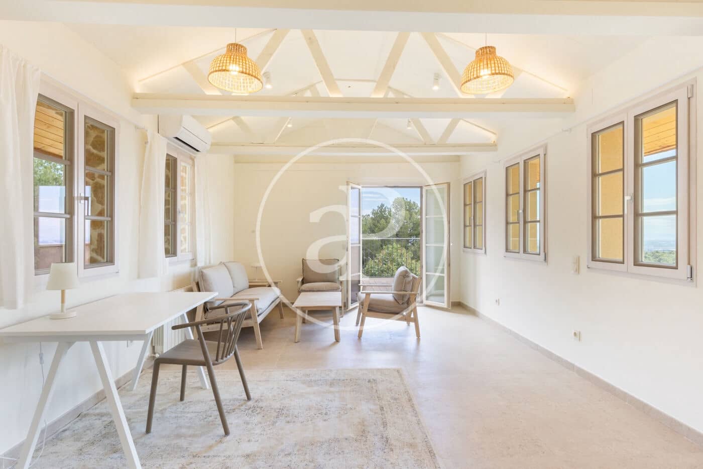 16 soveværelse Finca/Landehus til salg i Naquera med swimmingpool - € 3.650.000 (Ref: 8902361)