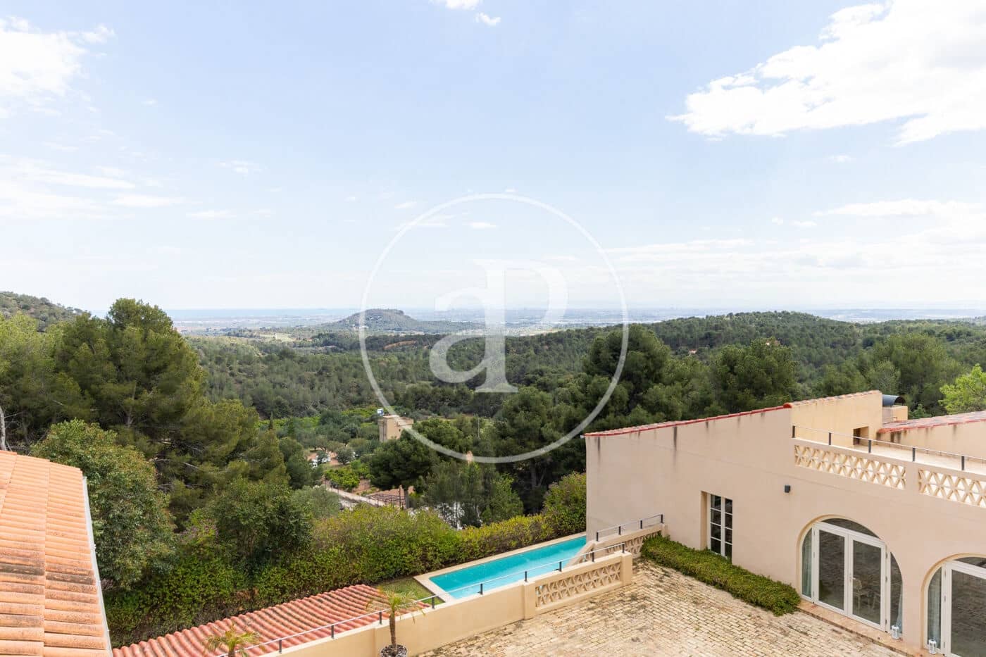 16 soveværelse Finca/Landehus til salg i Naquera med swimmingpool - € 3.650.000 (Ref: 8902361)