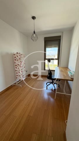 Appartement de 2 chambres à louer à Albal avec piscine - 1 050 € (Ref: 8902364)
