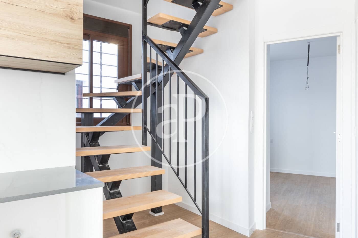 2 bedroom Penthouse for sale in Valencia city - € 480,000 (Ref: 8905597)