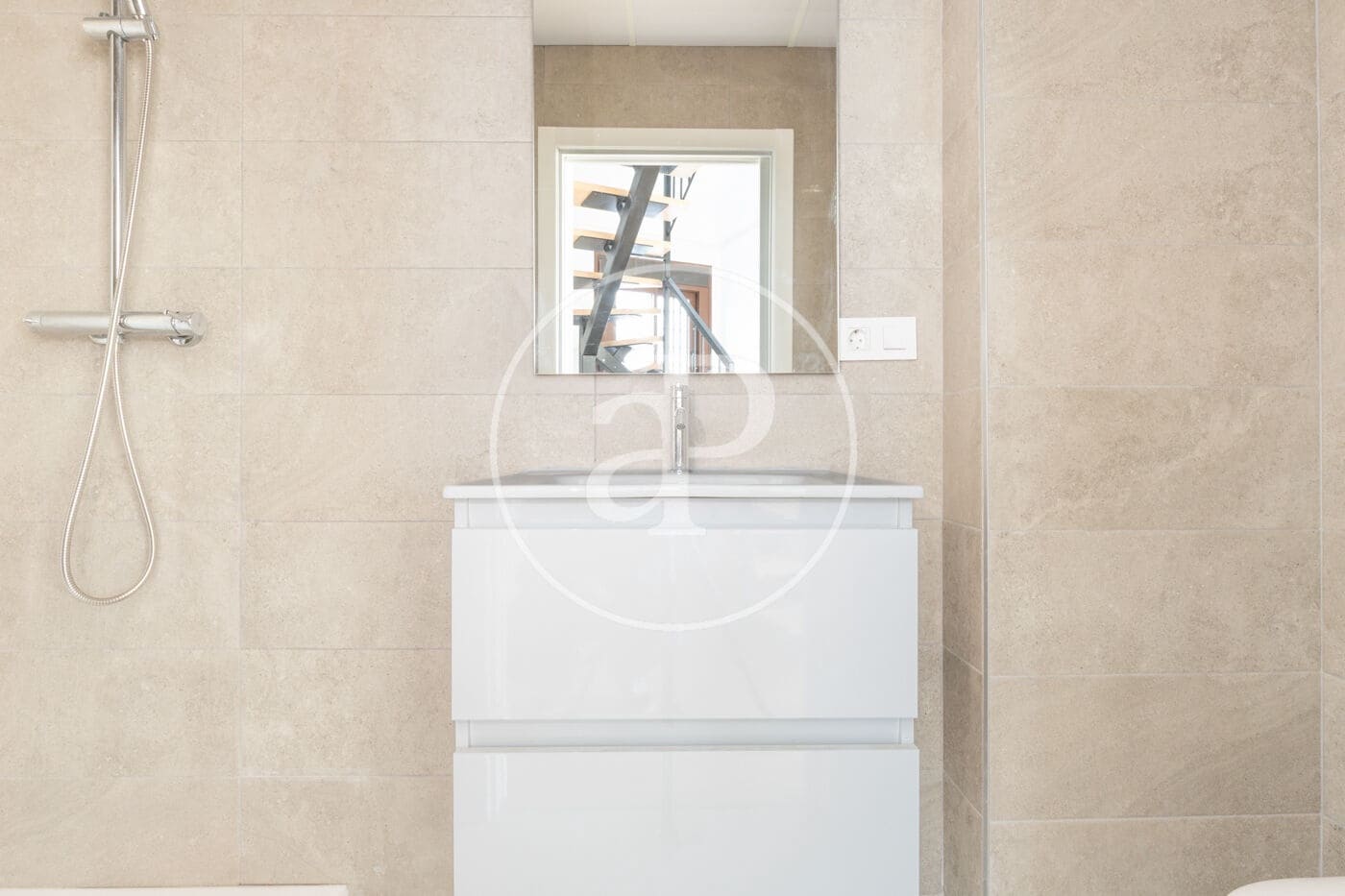 2 bedroom Penthouse for sale in Valencia city - € 480,000 (Ref: 8905597)