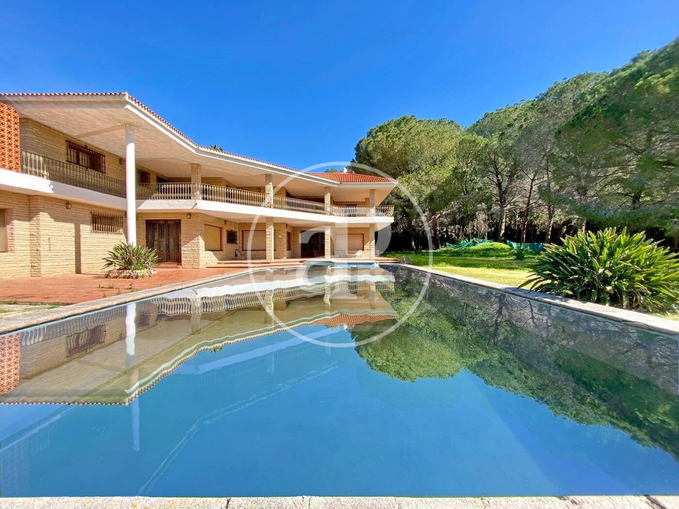 6 soveværelse Villa til salg i Gandia med swimmingpool - € 1.700.000 (Ref: 8905603)