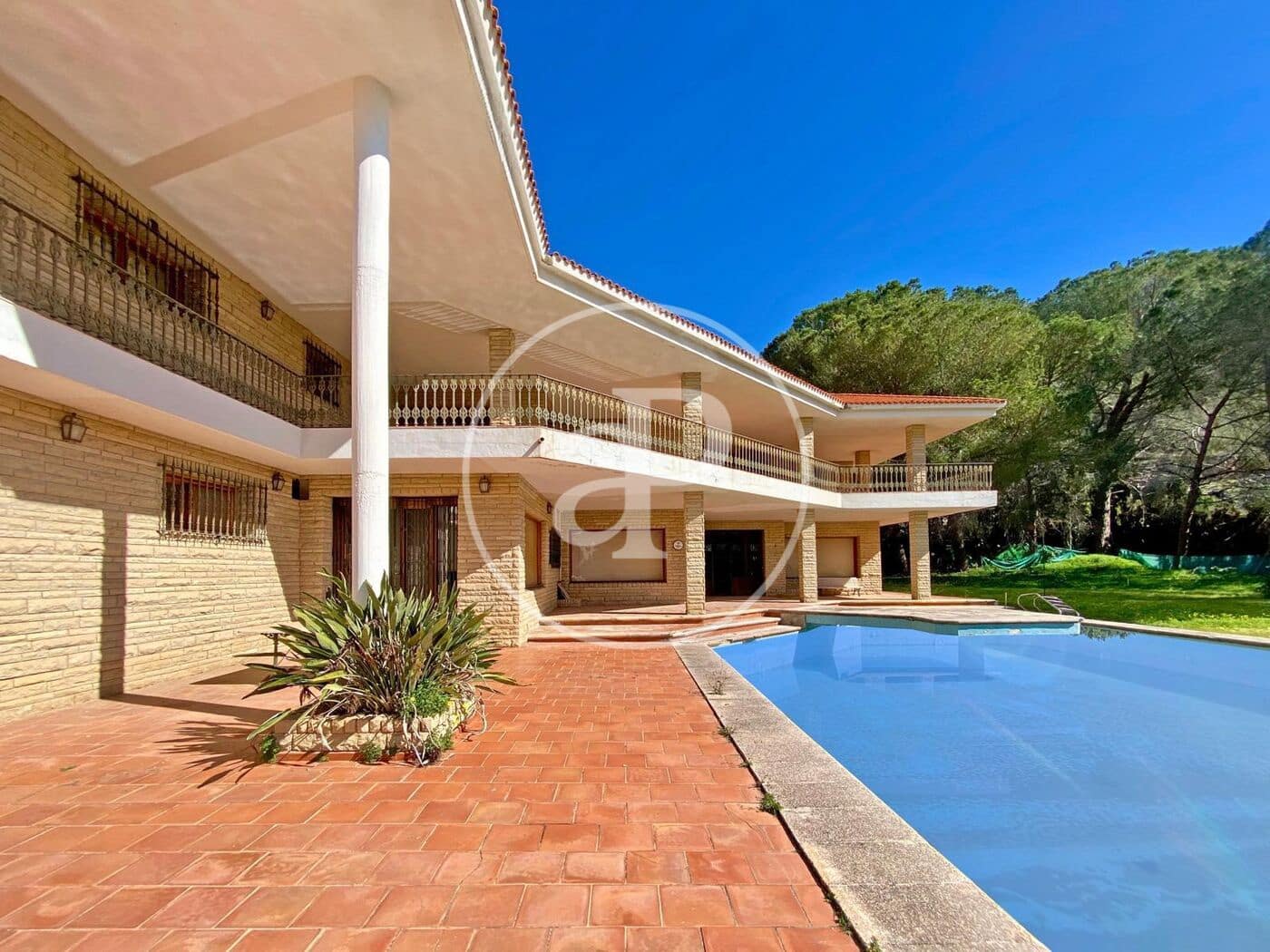 6 soveværelse Villa til salg i Gandia med swimmingpool - € 1.700.000 (Ref: 8905603)