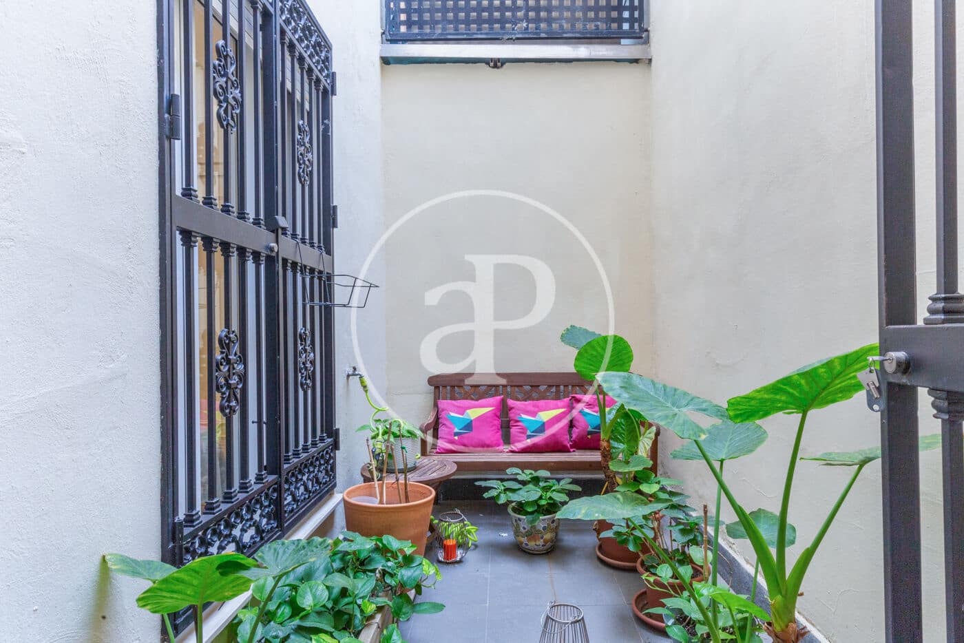 3 sypialnia Apartament do wynajęcia w Miasto Walencja - 3 200 € (Ref: 8907706)