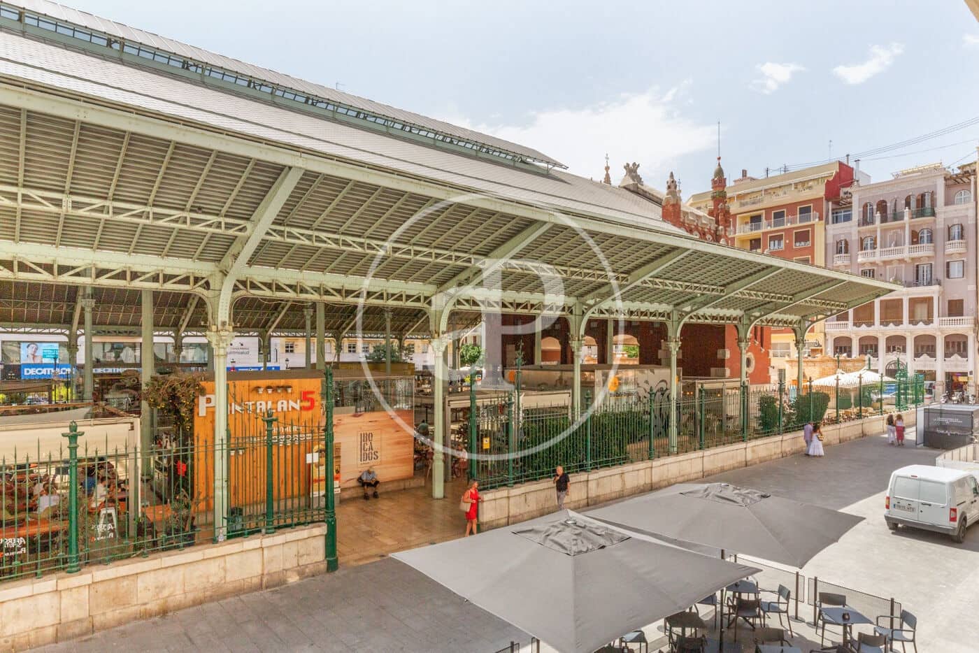 3 sypialnia Apartament do wynajęcia w Miasto Walencja - 3 200 € (Ref: 8907706)