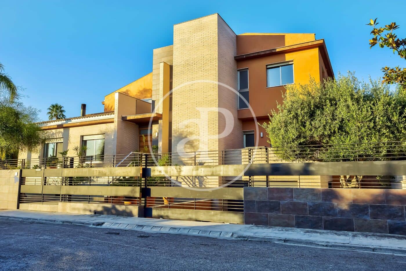 3 soveværelse Villa til salg i L'Alcudia - € 495.000 (Ref: 8907713)