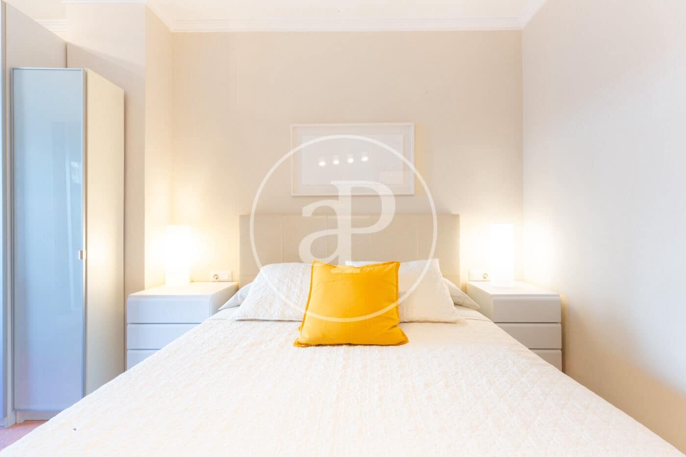 3 sovrum Lägenhet att hyra i Valencia stad - 1 900 € (Ref: 8911333)