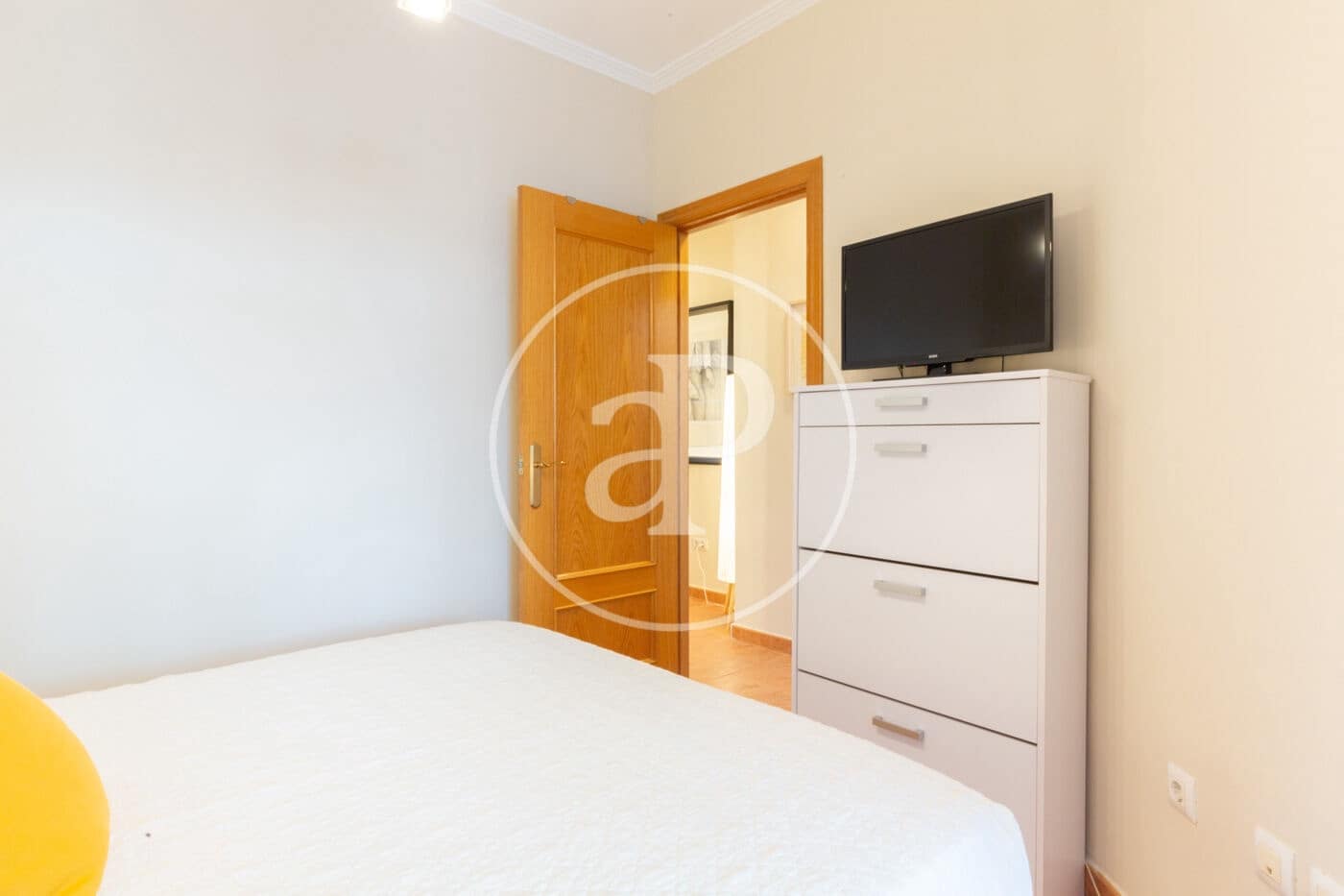 3 sovrum Lägenhet att hyra i Valencia stad - 1 900 € (Ref: 8911333)