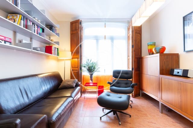 3 sovrum Lägenhet att hyra i Russafa, Valencia stad - 1 900 € (Ref: 8911333)