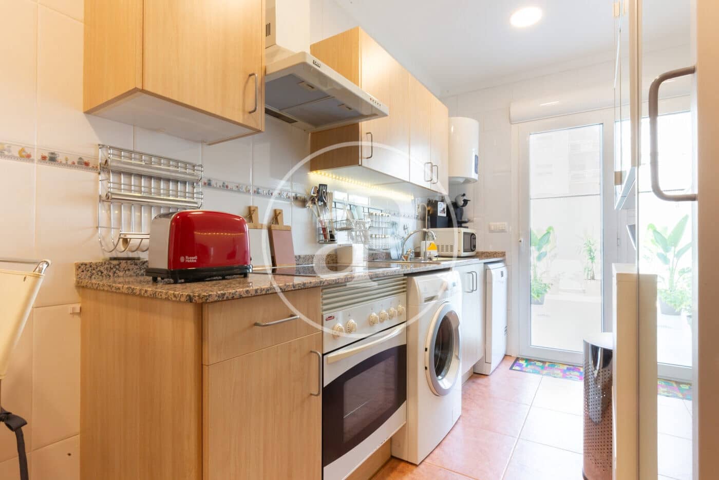 3 sovrum Lägenhet att hyra i Valencia stad - 1 900 € (Ref: 8911333)