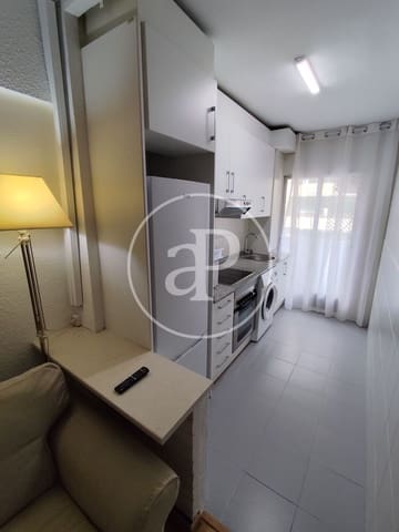3 bedroom Apartment for rent in Benimaclet, Valencia city - € 1,300 (Ref: 8911339)