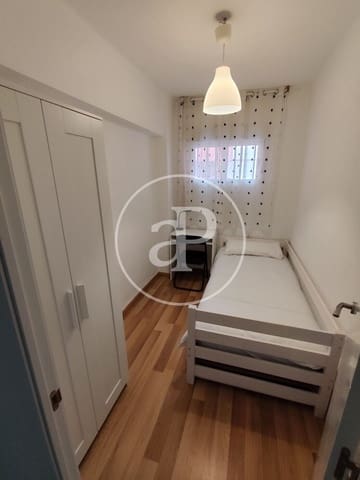 3 bedroom Apartment for rent in Benimaclet, Valencia city - € 1,300 (Ref: 8911339)