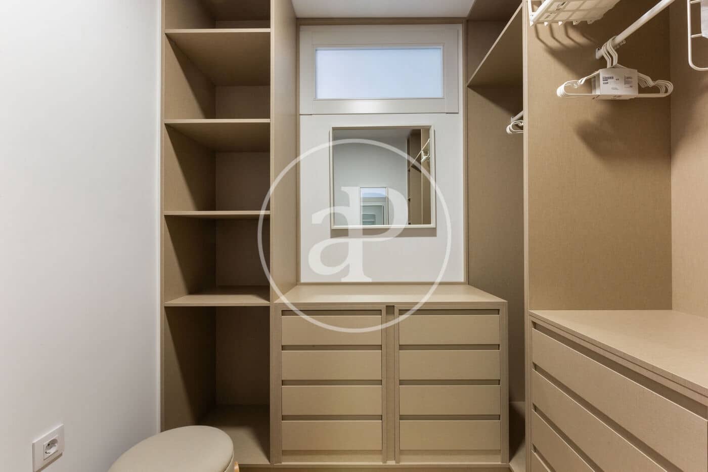 3 soveværelse Lejlighed til leje i Valencia by - € 1.700 (Ref: 8915544)