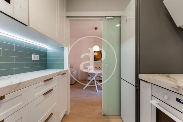 3 soveværelse Lejlighed til leje i El Carme, Valencia by - € 1.700 (Ref: 8915544)