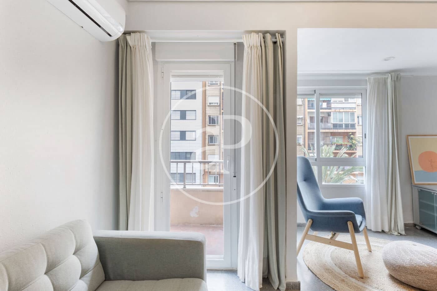 Apartamento de 3 habitaciones en València ciudad en alquiler - 1.450 € (Ref: 8924178)