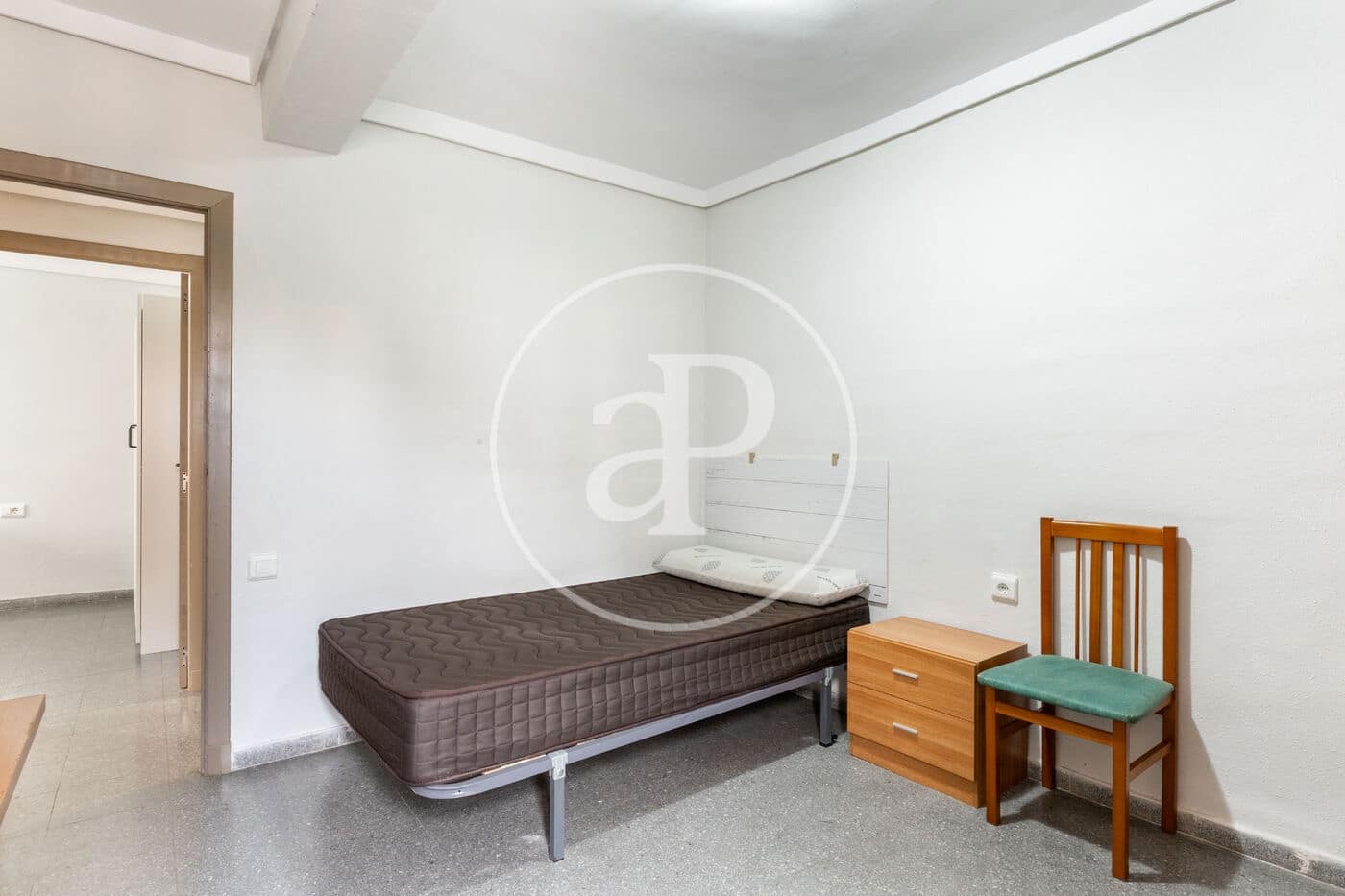 Apartamento de 3 habitaciones en València ciudad en alquiler - 1.450 € (Ref: 8924178)