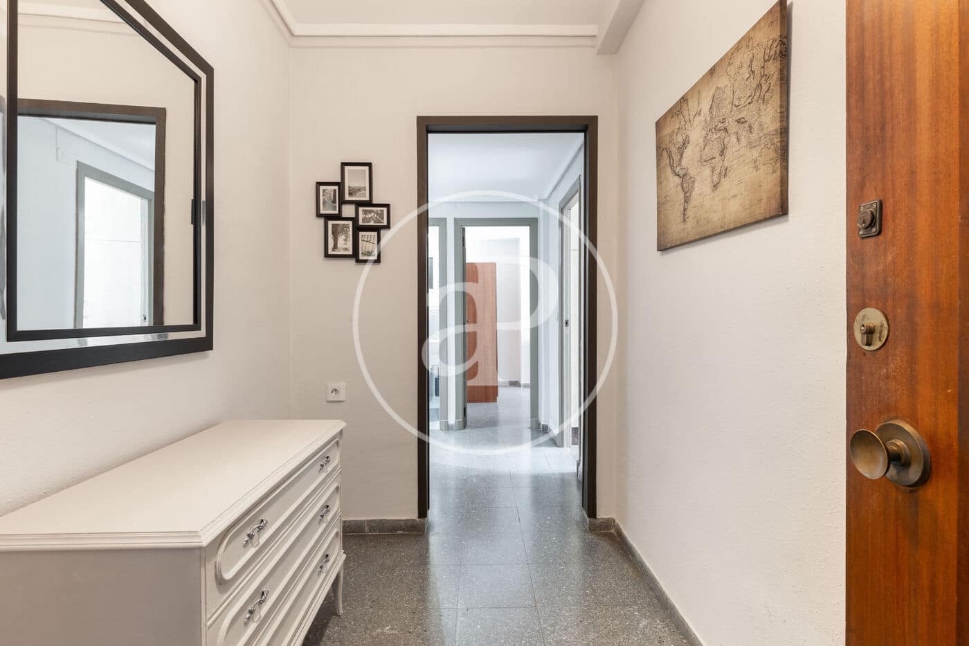 Apartamento de 3 habitaciones en València ciudad en alquiler - 1.450 € (Ref: 8924178)