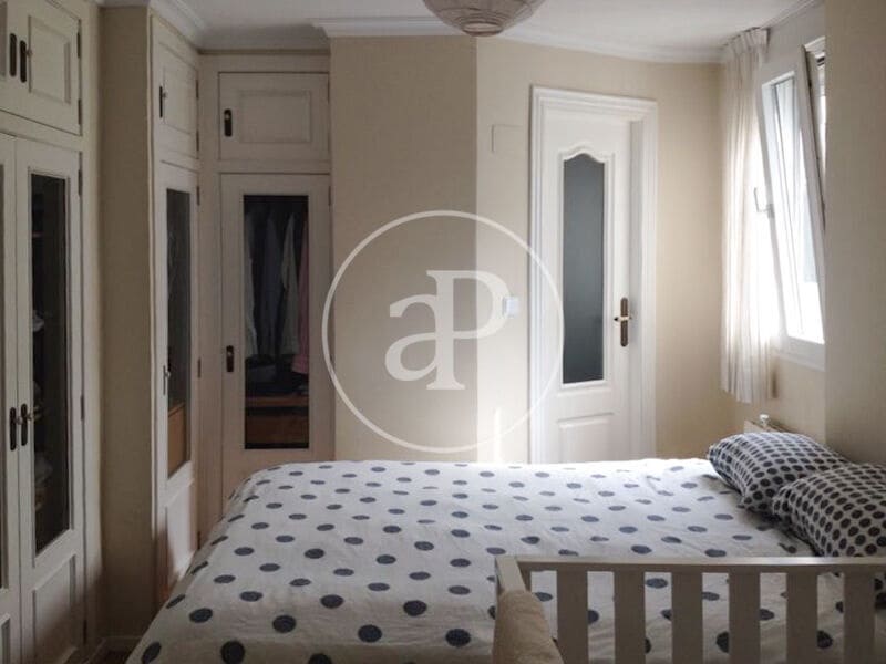 Penthouse de 3 chambres à louer à Valence ville - 2 300 € (Ref: 8926880)